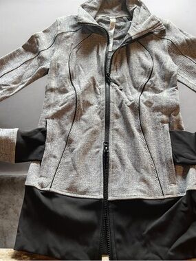 Brand new with tag Lululemon size 2 Nice Asana Jacket .